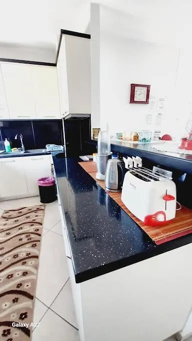Apartment Isabel'S Penthouse Overlooking The City Tirana Albania