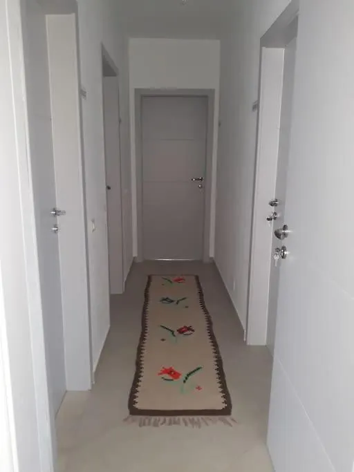 Isabel'S Penthouse Overlooking The City Tirana Apartment