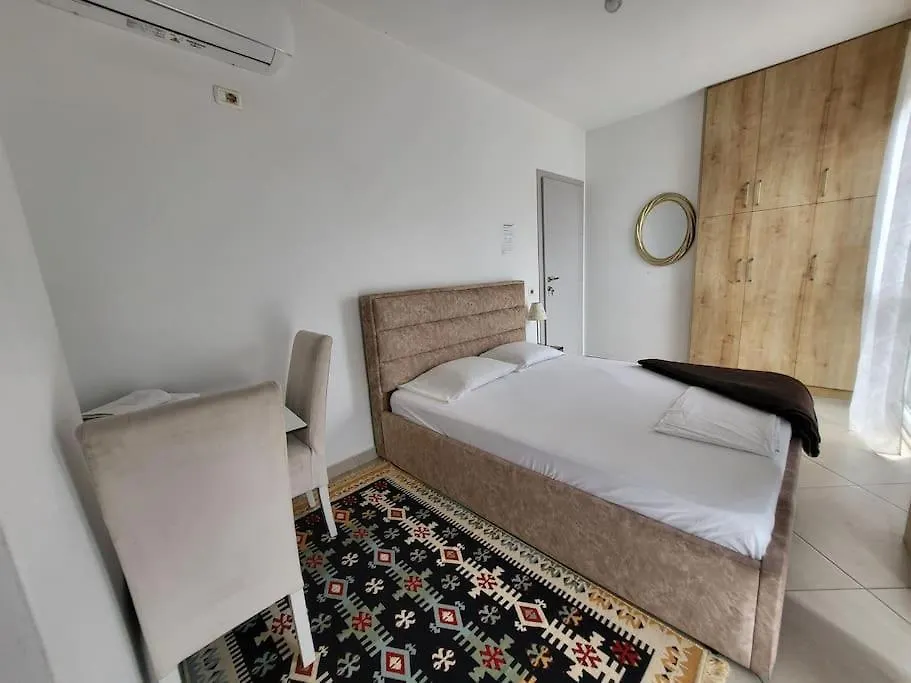 Apartment Isabel'S Penthouse Overlooking The City Tirana Albania